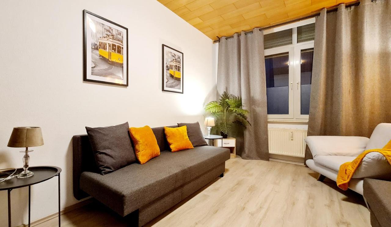 Elena Flat Sonnenblumen Duisburg Zentrum Ngoại thất bức ảnh