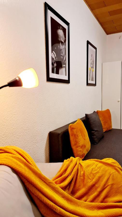 Elena Flat Sonnenblumen Duisburg Zentrum Ngoại thất bức ảnh