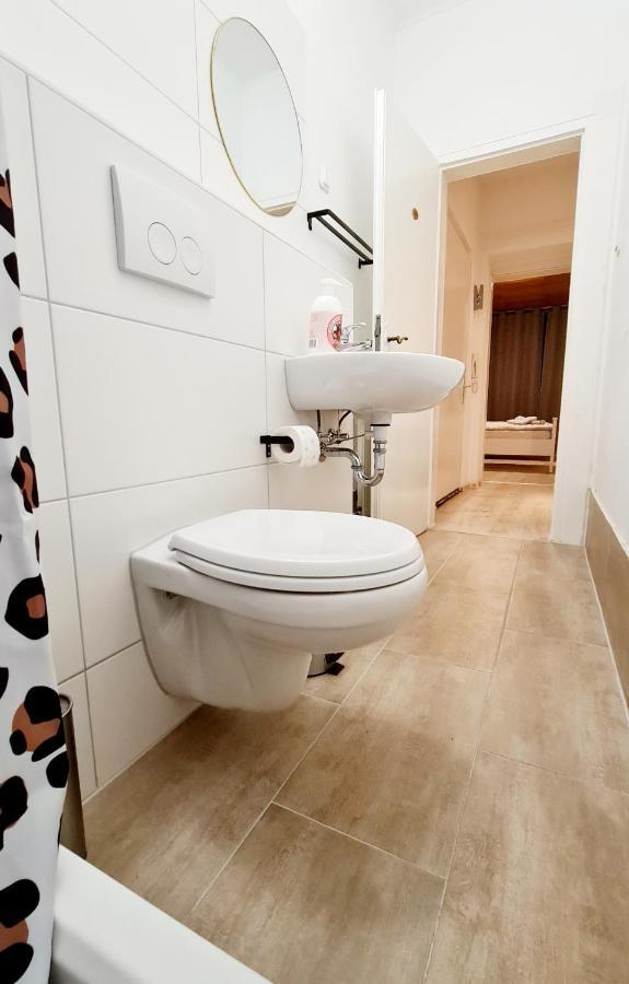 Elena Flat Sonnenblumen Duisburg Zentrum Ngoại thất bức ảnh