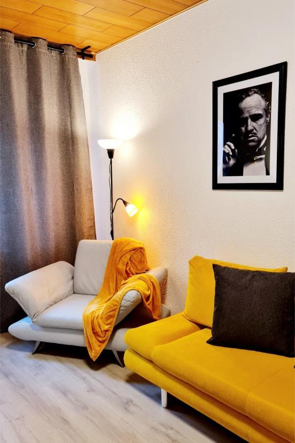 Elena Flat Sonnenblumen Duisburg Zentrum Ngoại thất bức ảnh